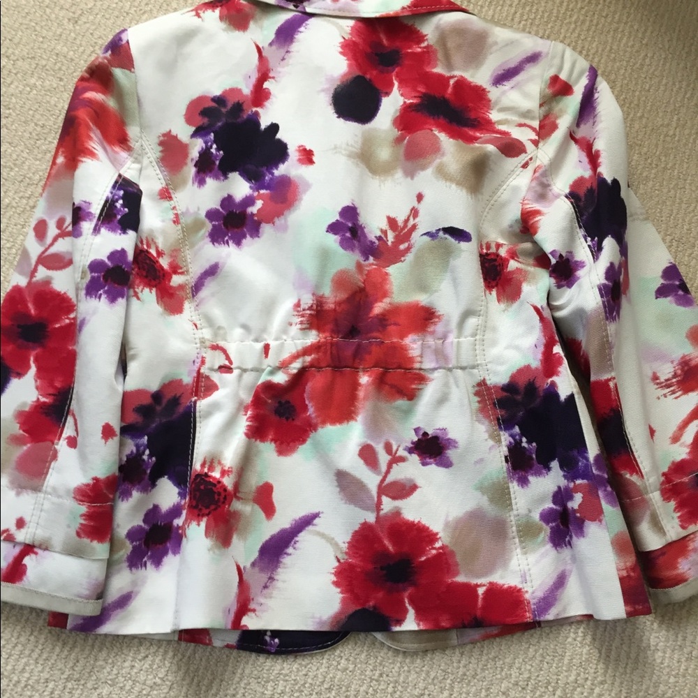 Elie Tahari Jacket size 2 - Picture 2 of 3